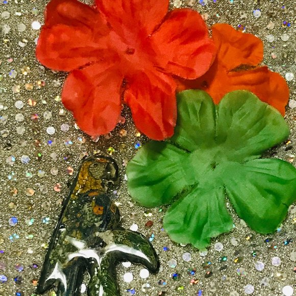 Parrot Handmade Pin/Brooch/Pendant - Picture 14 of 16